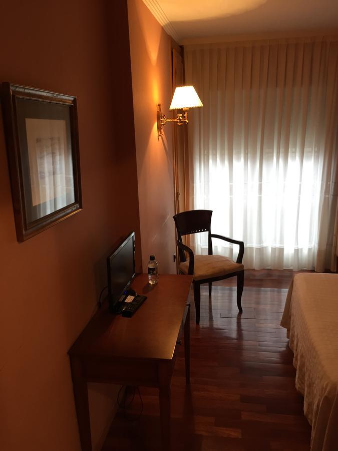 Hotel Los Angeles La Bañeza Εξωτερικό φωτογραφία